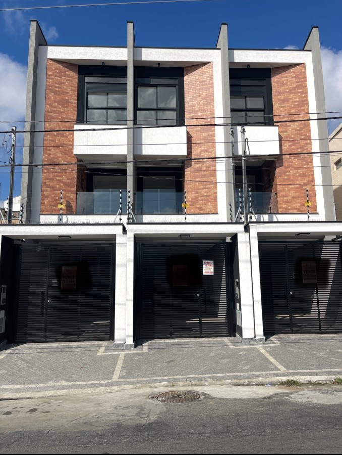 Sobrado à venda com 3 quartos, 160m² - Foto 1